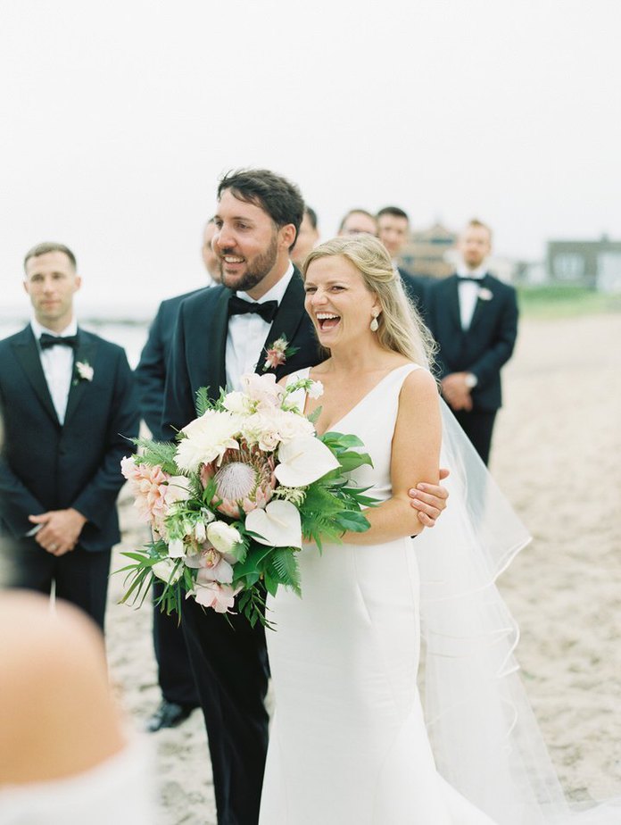 beach wedding in rhode island