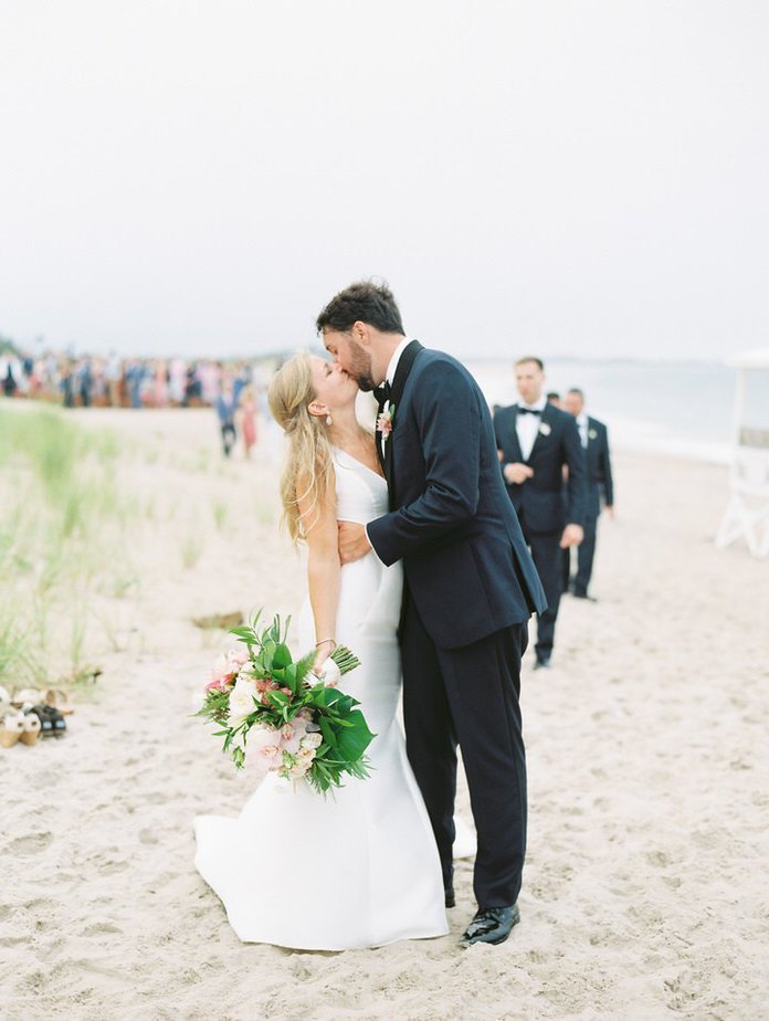 RHODE ISLAND WEDDING VENUE ON THE BEACH